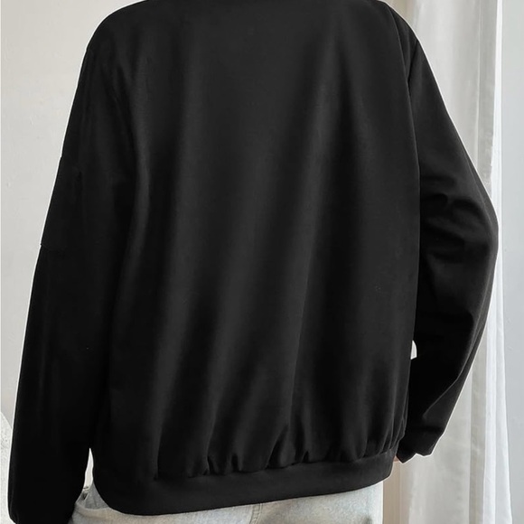 Classic Black Bomber Jacket for Women - Picture 5 of 7